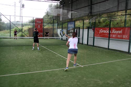 Todo un xito la celebracin del III Torneo de Pdel Psoe de lora